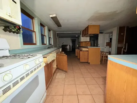 1246 New Hampshire Route 175 Campton NH 03223