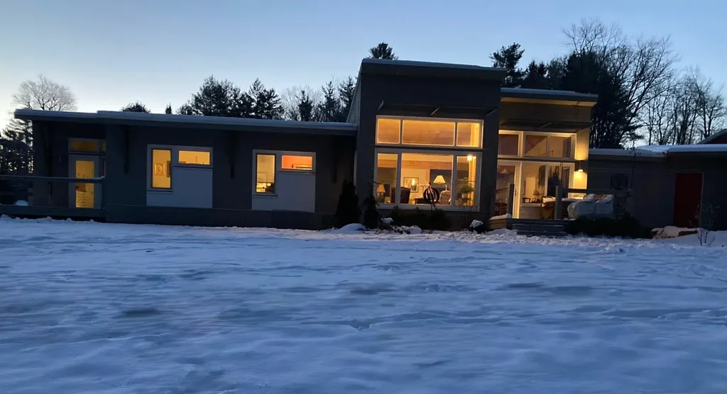 101 Wentworth Road Walpole NH 03608