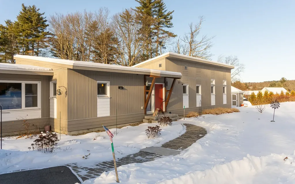 101 Wentworth Road Walpole NH 03608