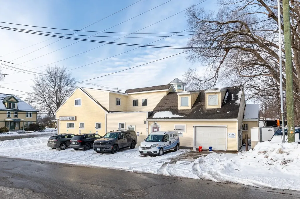 385 Union Avenue Laconia NH 03246