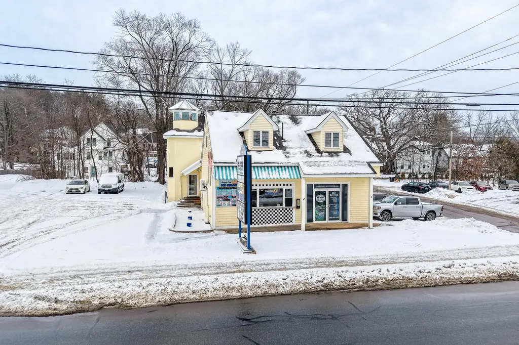 385 Union Avenue Laconia NH 03246