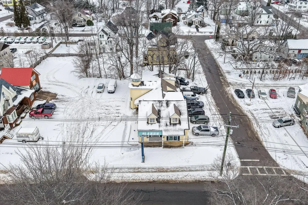 385 Union Avenue Laconia NH 03246