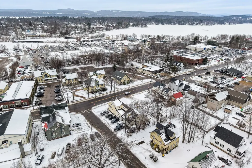 385 Union Avenue Laconia NH 03246