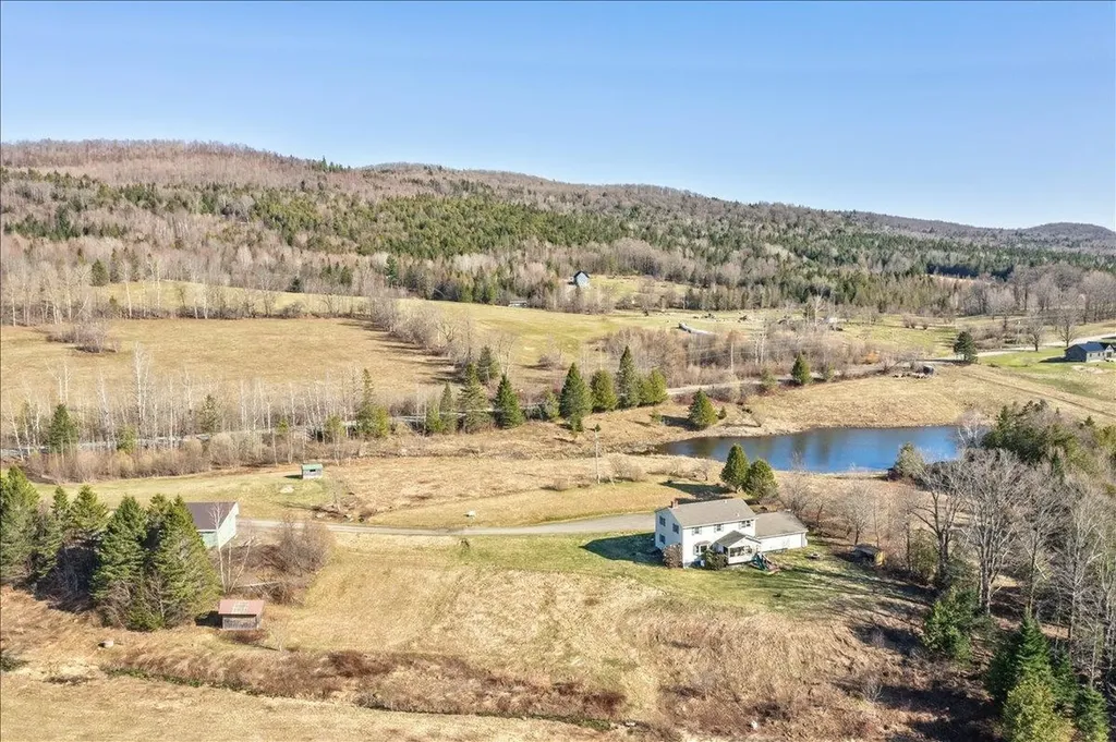 3614 Creek Road Albany VT 05820
