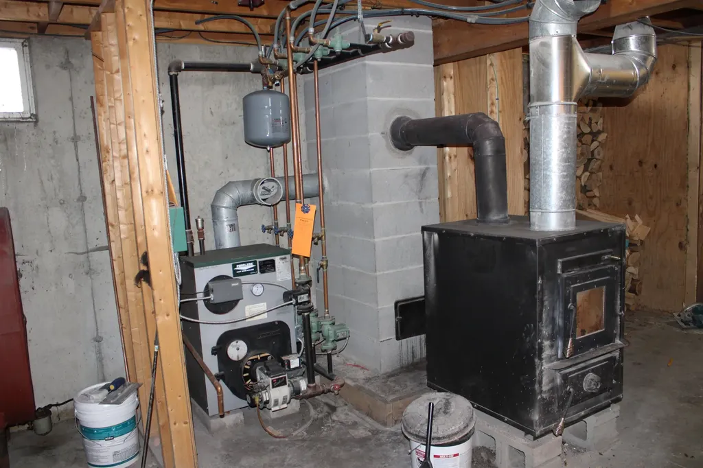 3614 Creek Road Albany VT 05820