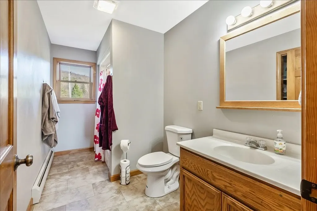 3614 Creek Road Albany VT 05820