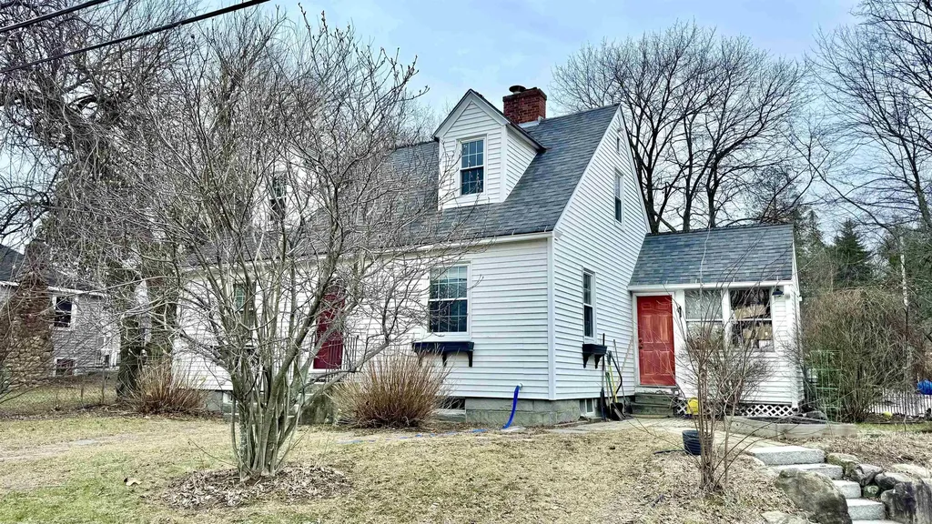 22 Webster Street Milford NH 03055