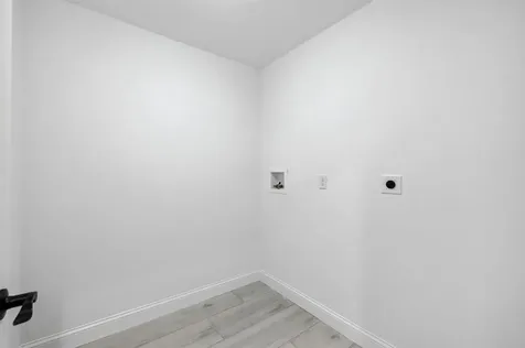 7 Buker Street Nashua NH 03064