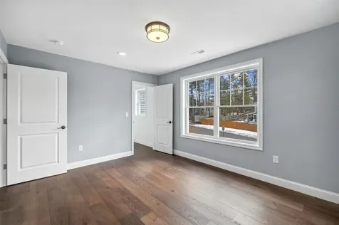 7 Buker Street Nashua NH 03064