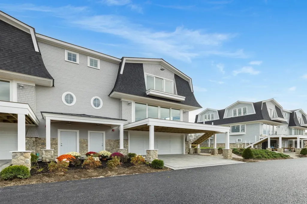 1215 Ocean Boulevard Rye NH 03870