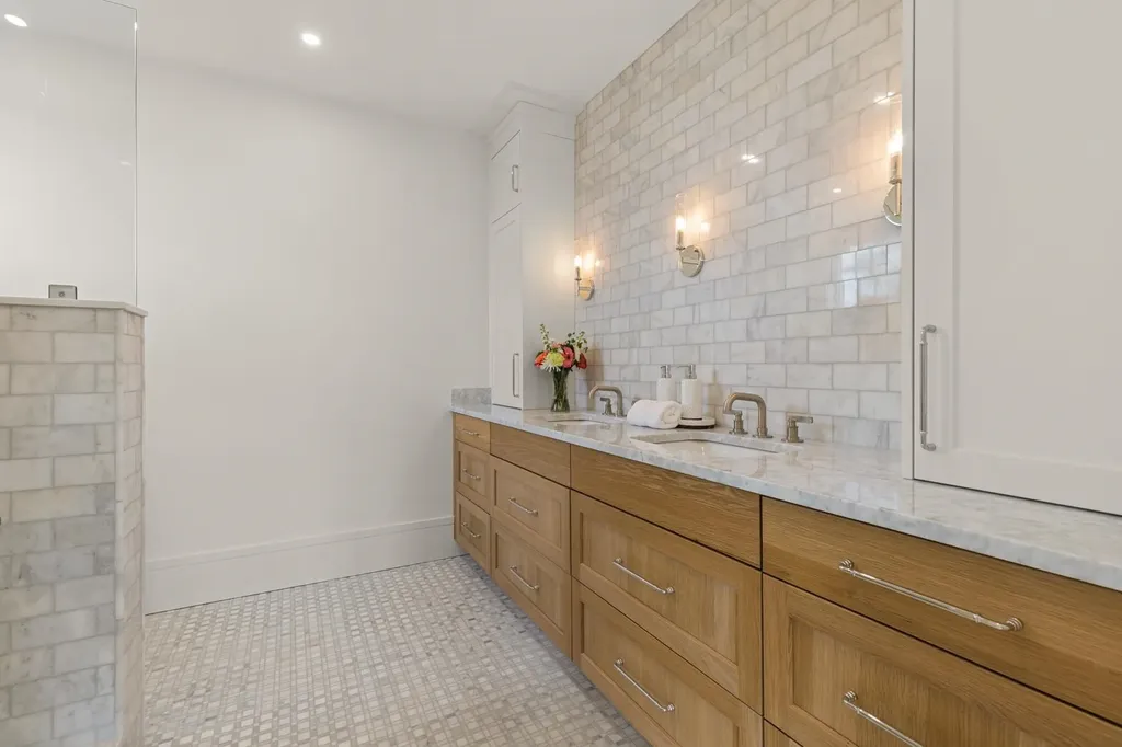 1215 Ocean Boulevard Rye NH 03870