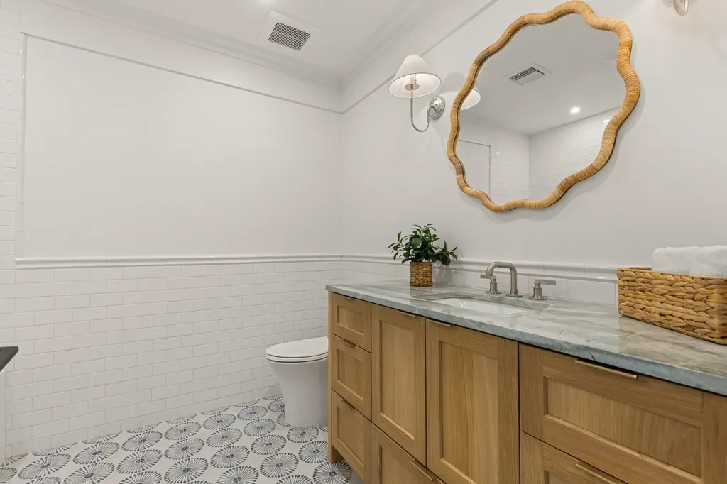 1215 Ocean Boulevard Rye NH 03870