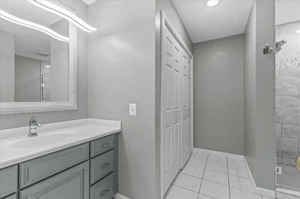 2802 Brand Farm Drive South Burlington VT 05403