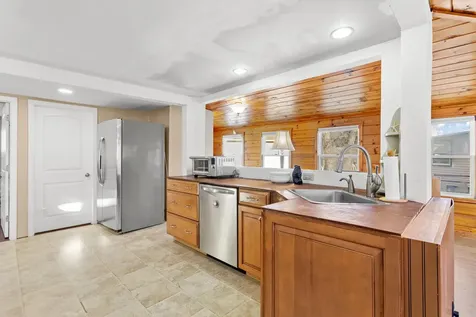 169 Ashworth Avenue Hampton NH 03842