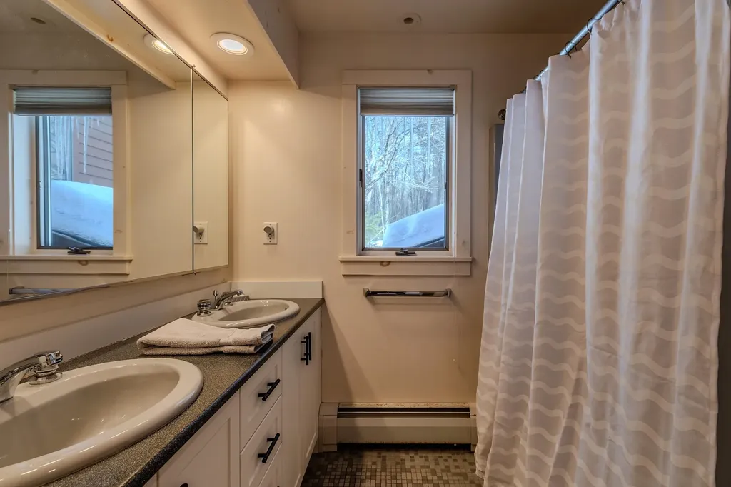 170 Scott's Landing Ludlow VT 05149