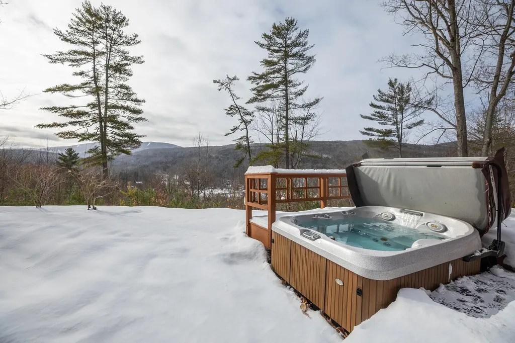 170 Scott's Landing Ludlow VT 05149