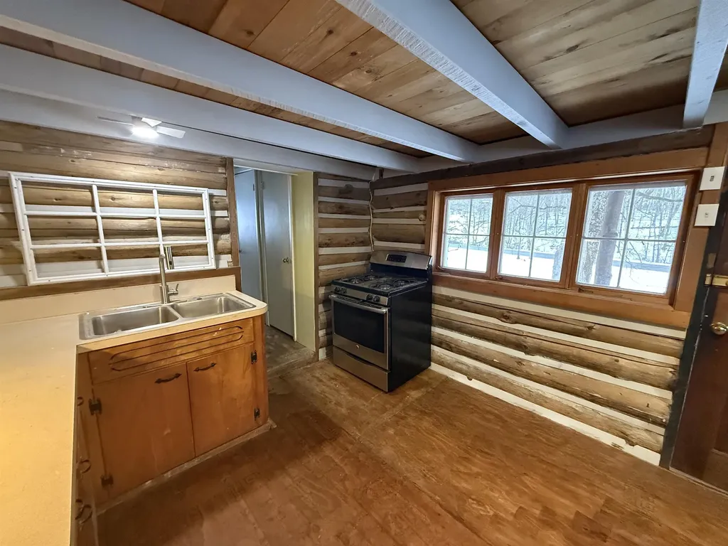 4355 Sandgate Road Sandgate VT 05250