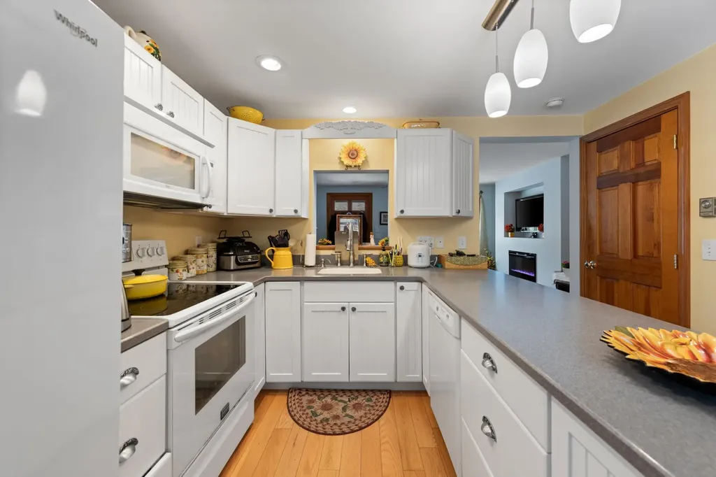 75 Lakewood Pines Road Bristol NH 03222