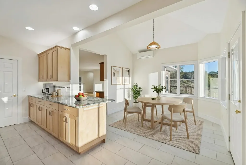 31 Eagle Ridge Drive Lebanon NH 03766