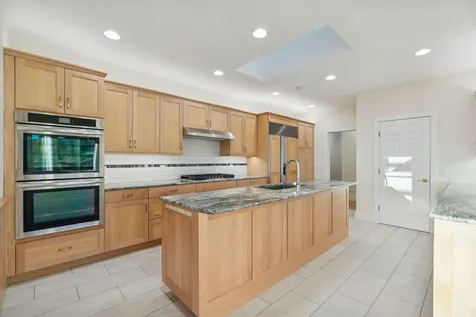 31 Eagle Ridge Drive Lebanon NH 03766