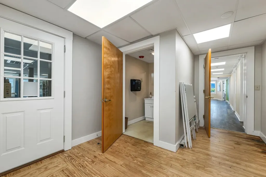 3631 White Mountain Highway Conway NH 03860