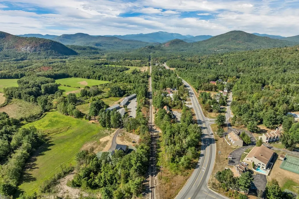 3631 White Mountain Highway Conway NH 03860