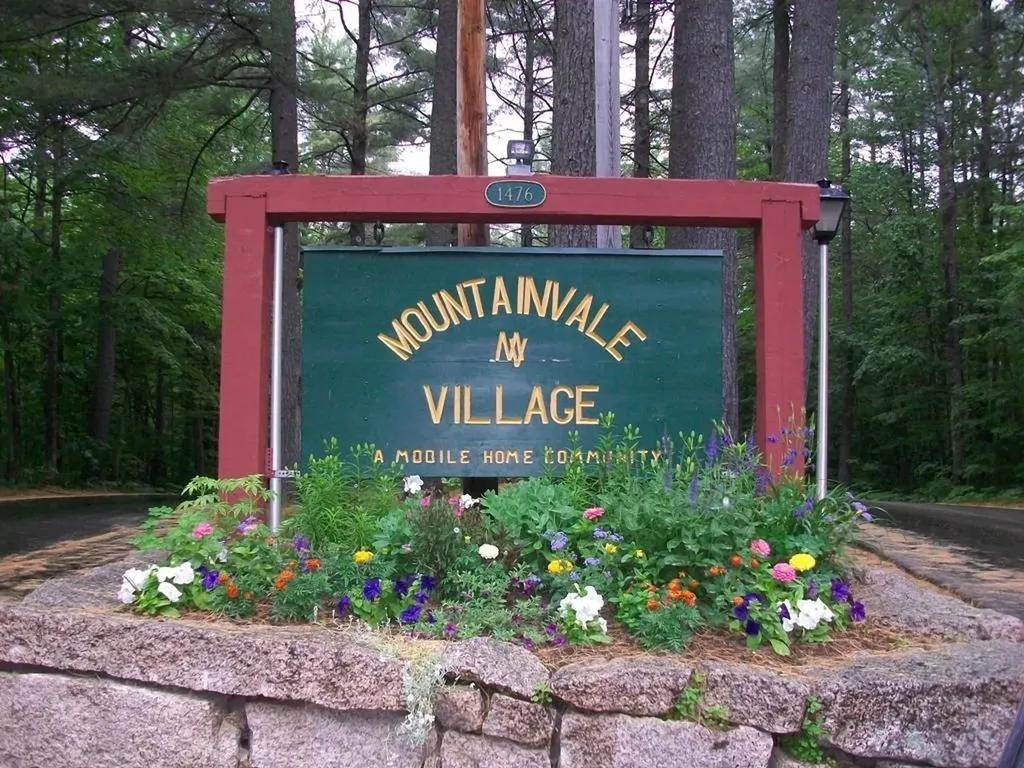 19 Eagle Ledge Loop Conway NH 03813