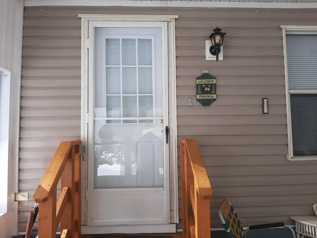 19 Eagle Ledge Loop Conway NH 03813