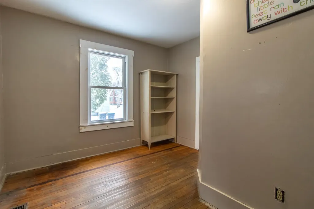 35 Laythe Street Derby VT 05830