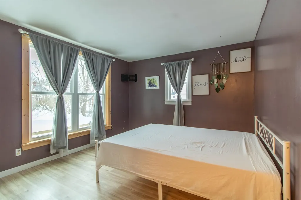 35 Laythe Street Derby VT 05830