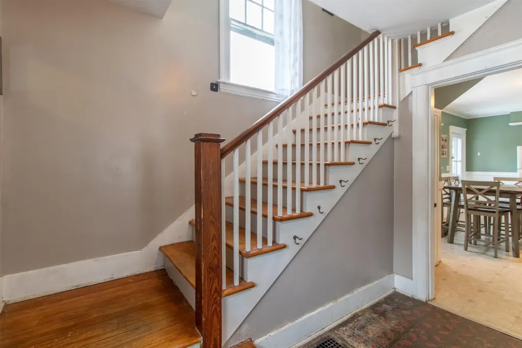 35 Laythe Street Derby VT 05830