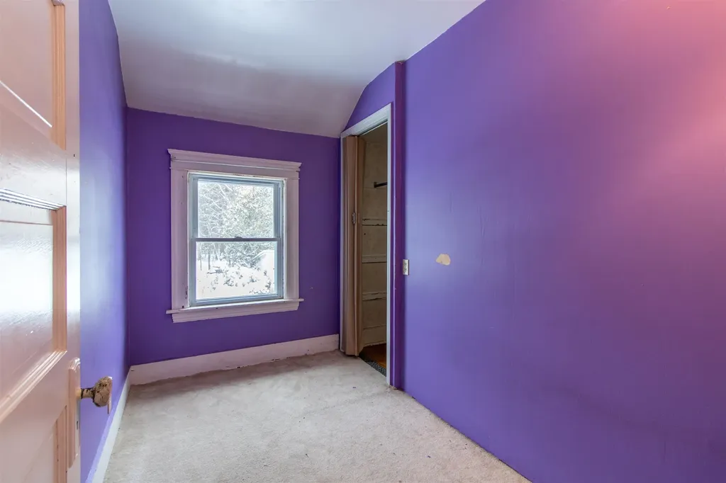 35 Laythe Street Derby VT 05830