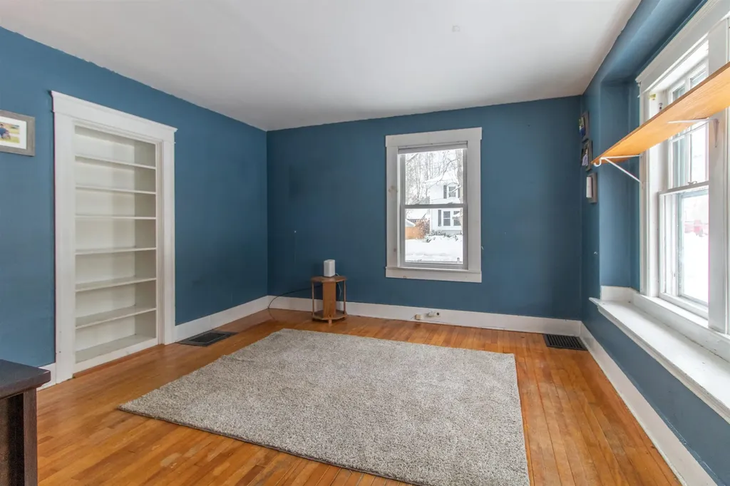 35 Laythe Street Derby VT 05830