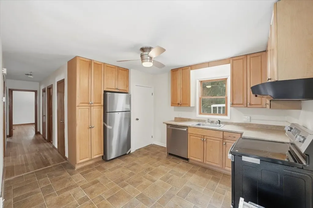 68 Leonard Street Burlington VT 05408