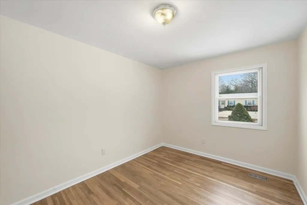 68 Leonard Street Burlington VT 05408