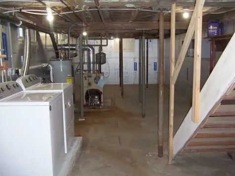 501 Pleasant Street Bristol NH 03222