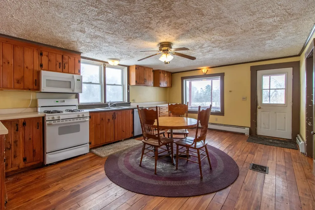 321 Davis Lane Brownington VT 05860