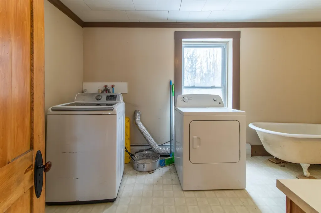 321 Davis Lane Brownington VT 05860