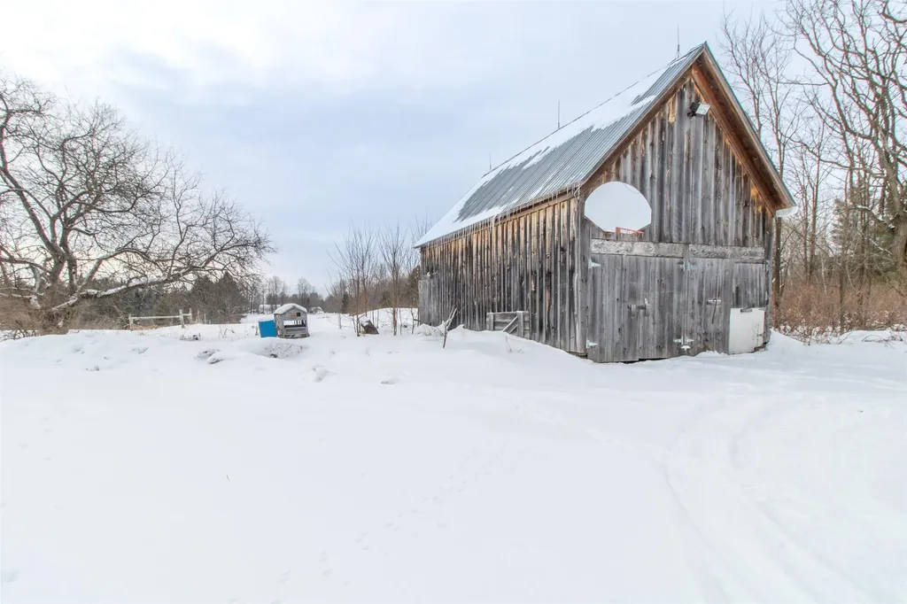 321 Davis Lane Brownington VT 05860