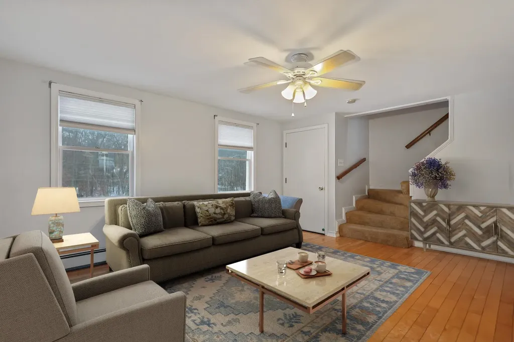 15 Canterbury Forest Plaistow NH 03865