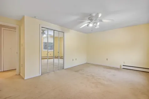 15 Canterbury Forest Plaistow NH 03865