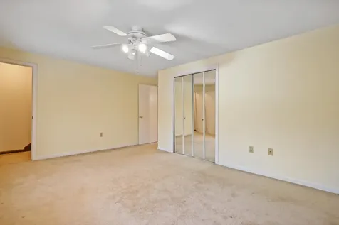 15 Canterbury Forest Plaistow NH 03865