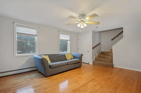 15 Canterbury Forest Plaistow NH 03865