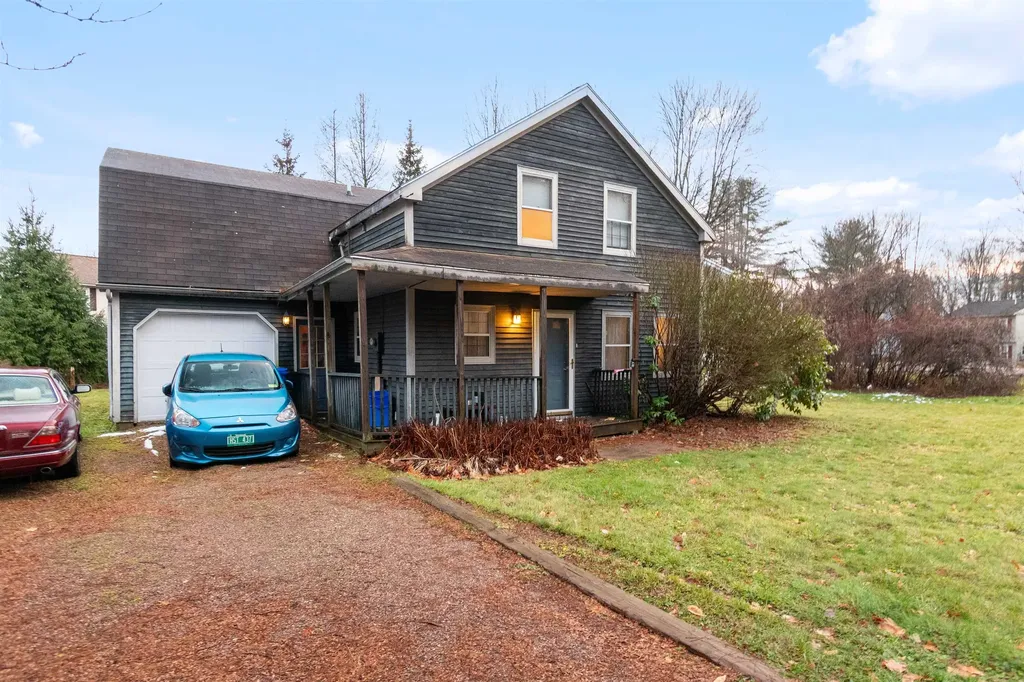 27 Brookwood Drive South Burlington VT 05403