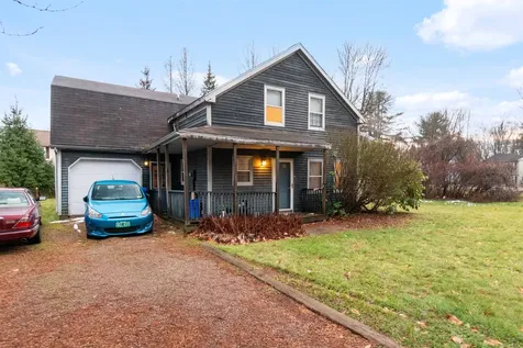 27 Brookwood Drive South Burlington VT 05403