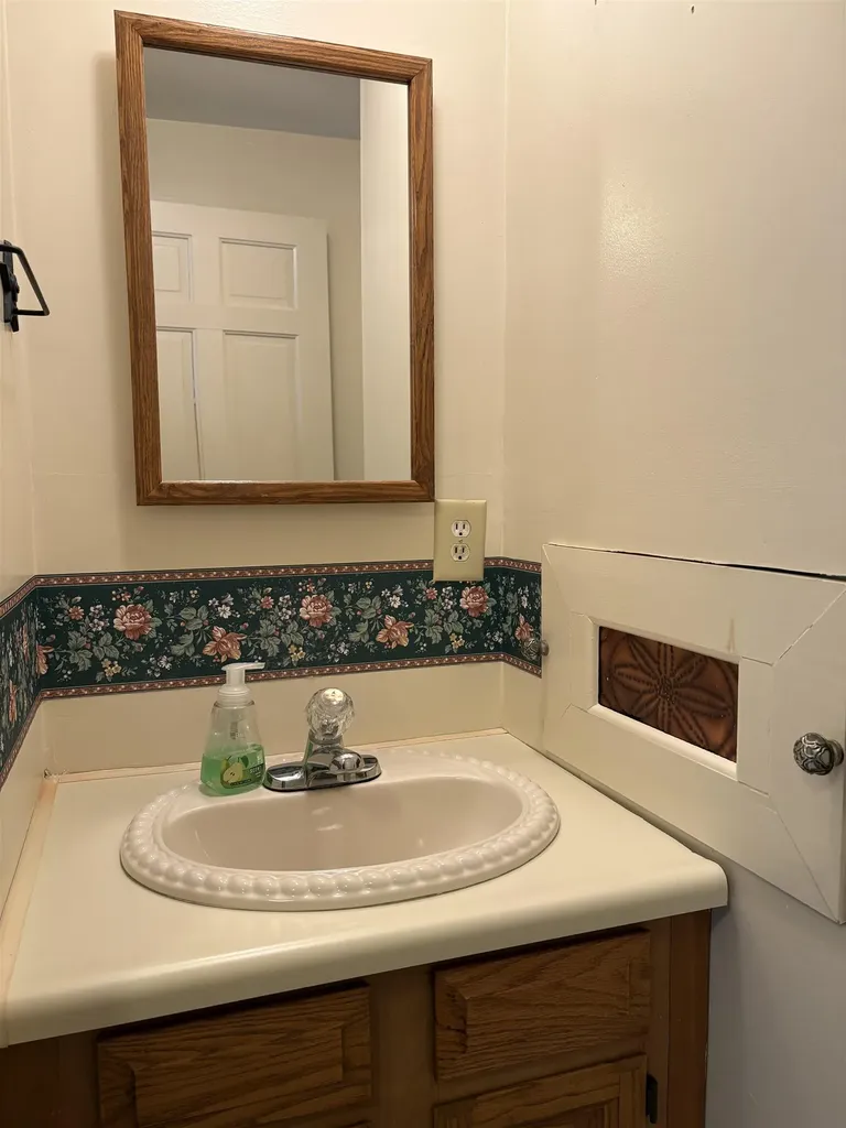 25 Sunset Drive Hopkinton NH 03229