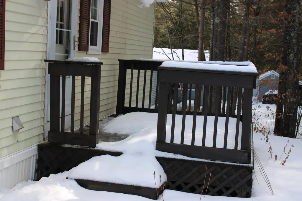 25 Sunset Drive Hopkinton NH 03229