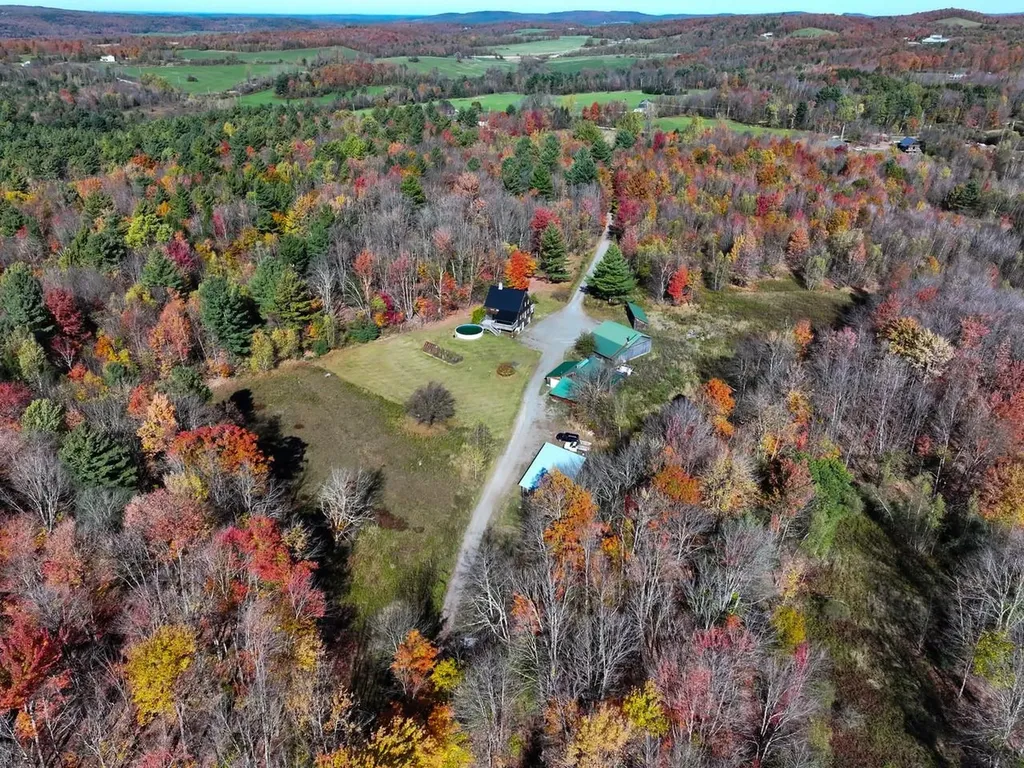 2334 Pumpkin Village Road Fairfield VT 05455