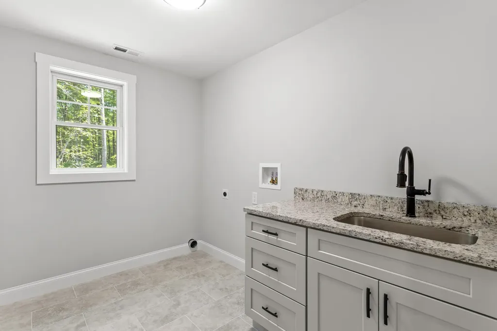 Eastman Way Weare NH 03281