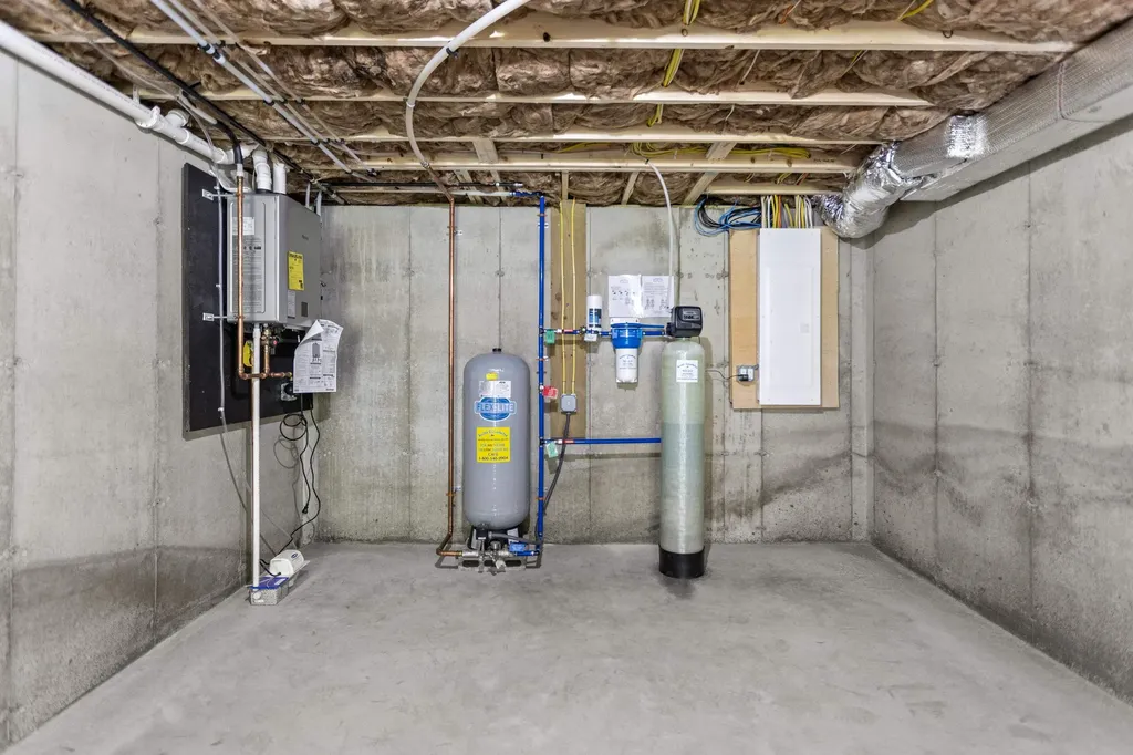 Eastman Way Weare NH 03281